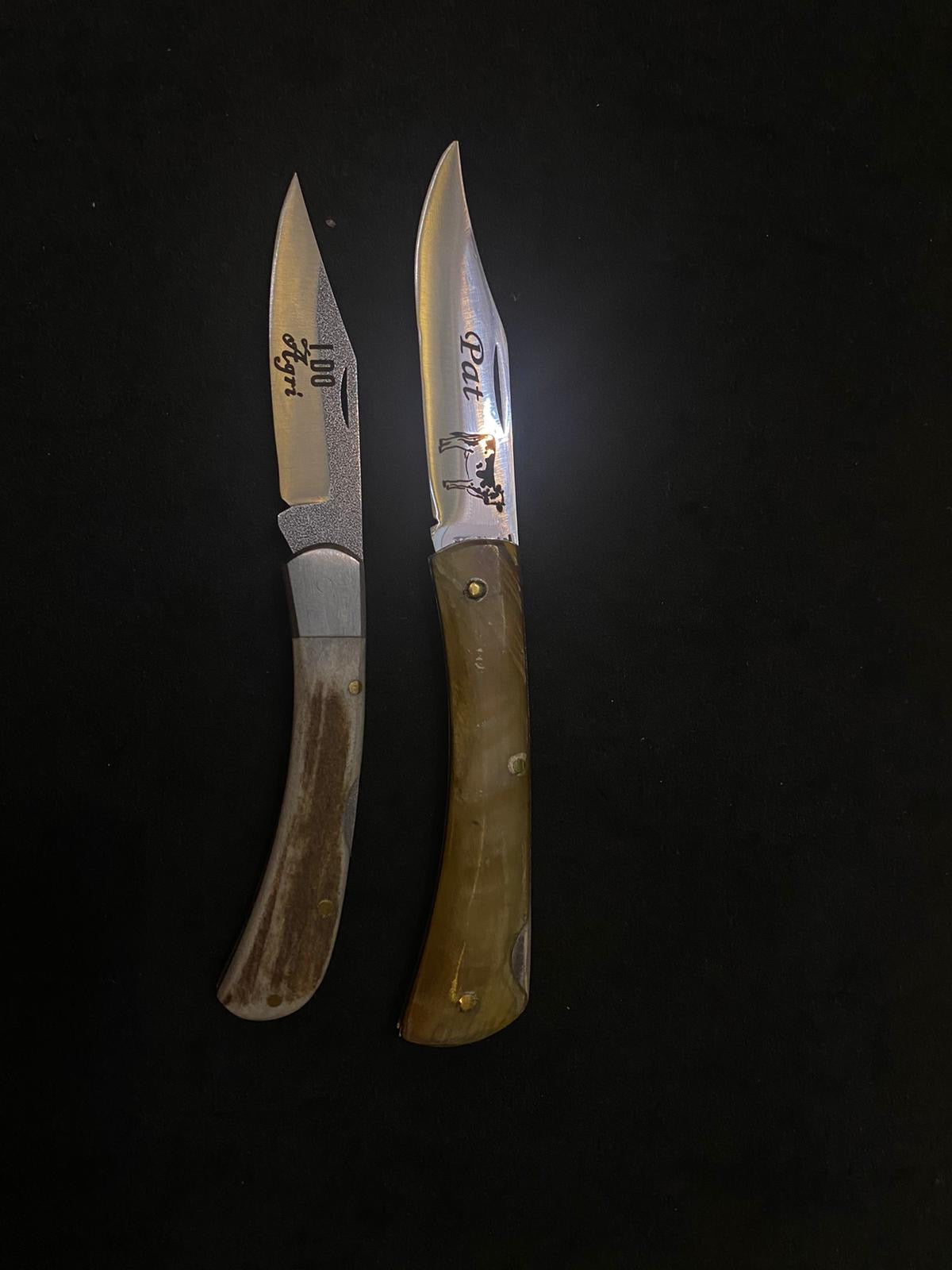 Nature's Edge Farmer's Pocket Knife: A Masterpiece Crafted from Authentic Animal Horn!