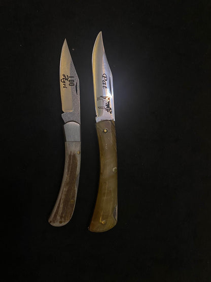 Nature's Edge Farmer's Pocket Knife: A Masterpiece Crafted from Authentic Animal Horn!